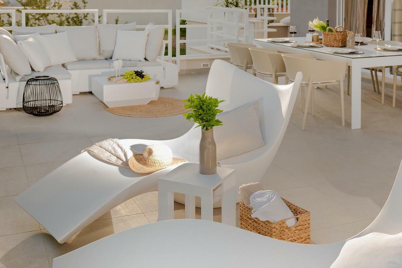 The Pleasurist - Apartment With Private Heated Pool And Terrace Split Kültér fotó